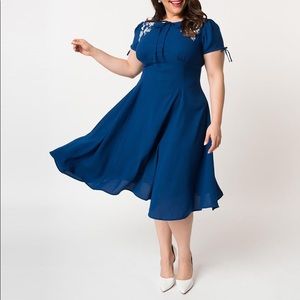 🦋 NWT Unique Vintage Blue Midi Dress Sz Large